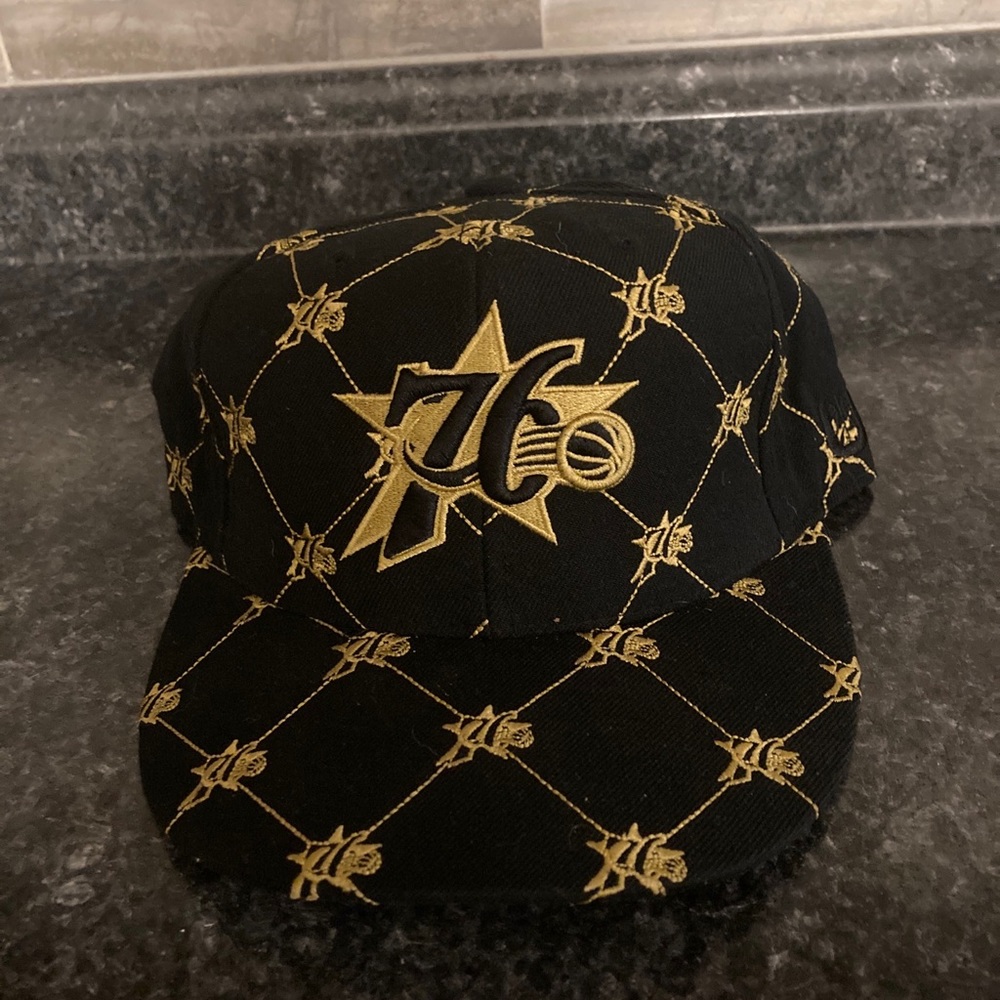 Philadelphia 76ers NBA Team UNK Fullcap, Hat,Size 7 1/2 Black & Gold